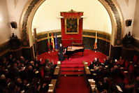 Lietuvos valstybės atkūrimo dienos proga ambasada Ispanijoje surengė jaunos lietuvės pianistės Paulinos Dūmanaitės koncertą. Jono Jakūno nuotrauka.